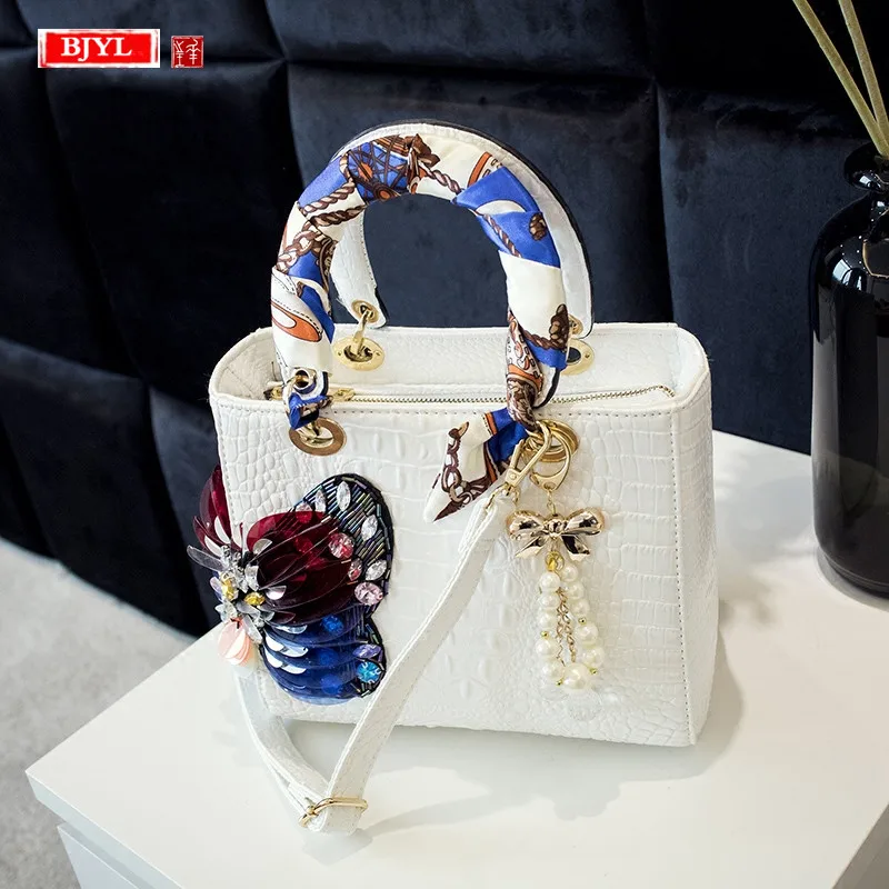 

Luxury fashion diamond Women handbags butterfly drill rhinestone shoulder messenger bag Crocodile pattern leather crossbody bags