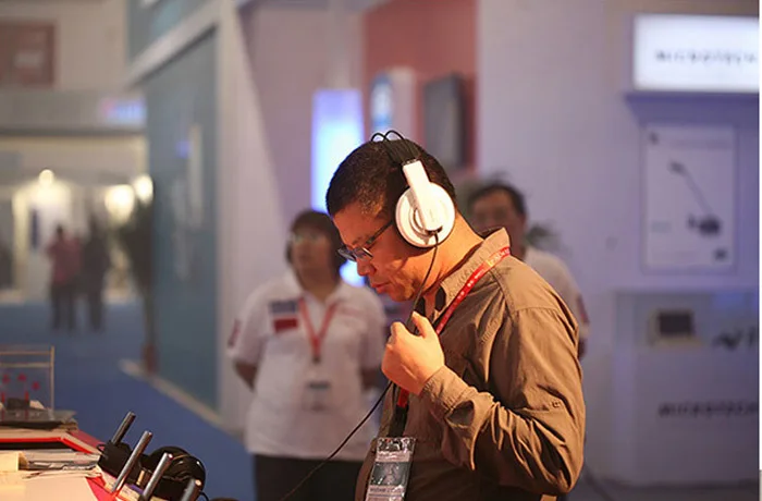 Горячая Superlux HD681 EVO динамические полуоткрытые Профессиональные аудио наушники для мониторинга Съемная звуковая кабельная гарнитура