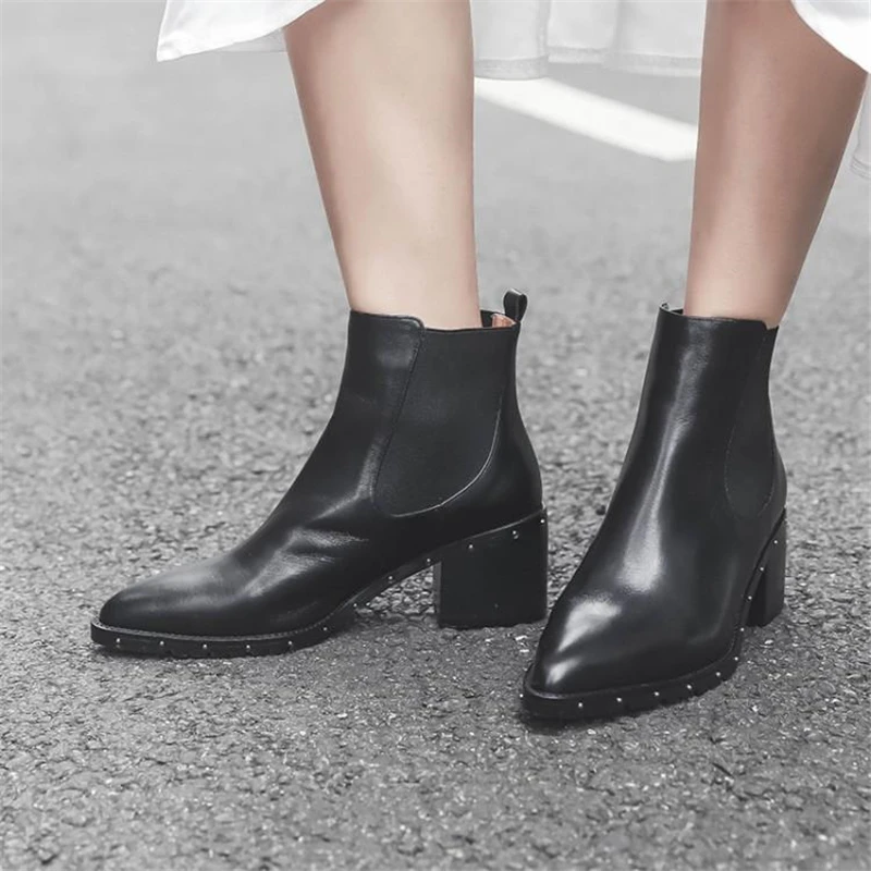 Шипованная обувь Женские ботинки с острым носком Ботильоны на высоком