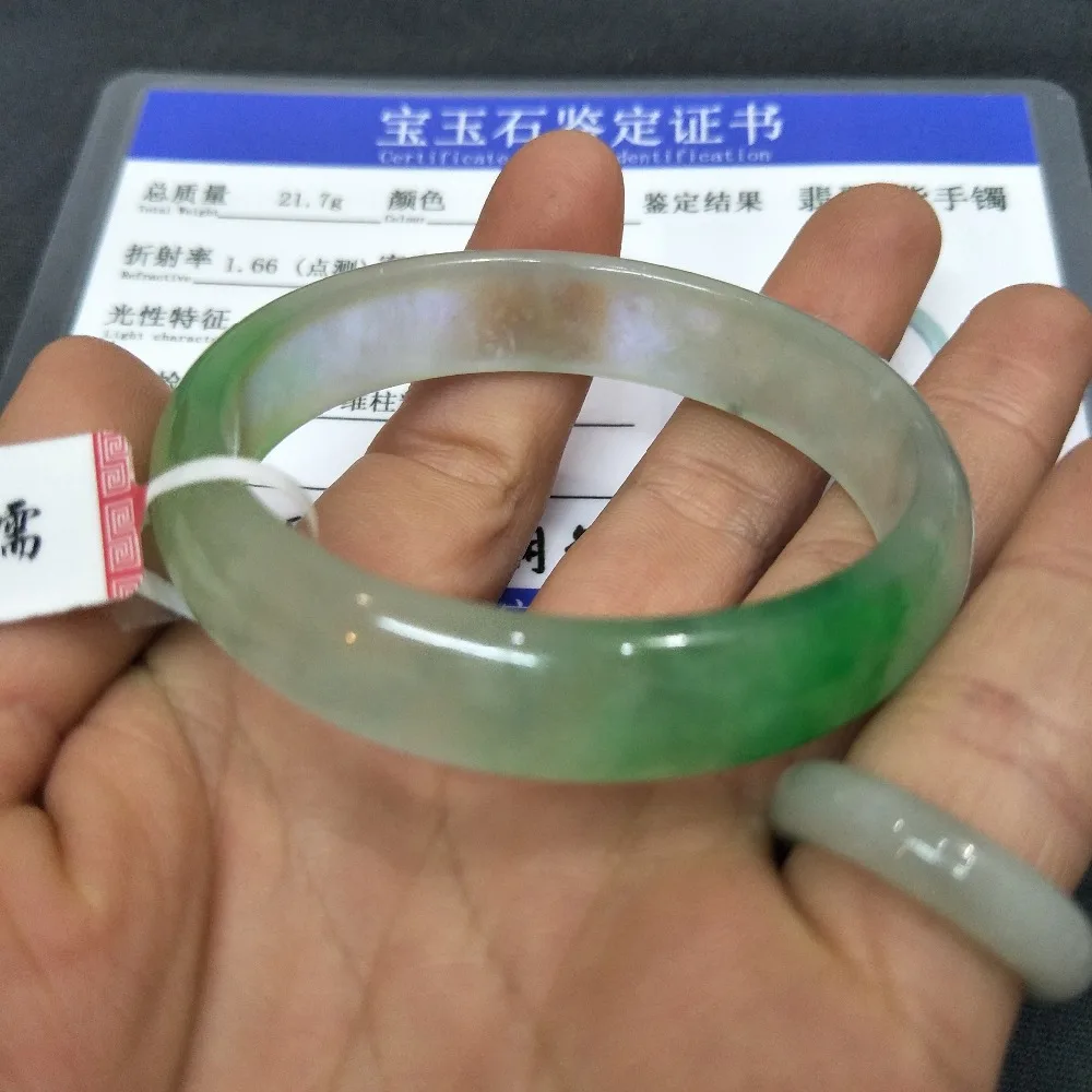 Send A certificate natural Jadeite bracelet Elegant light green bottom Yang 54-61mm female Jewelry |