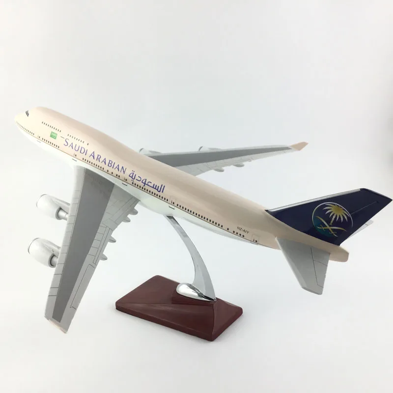Бесплатная доставка 45-47 см B747 Саудовской Аравии металлическое основание и Смола