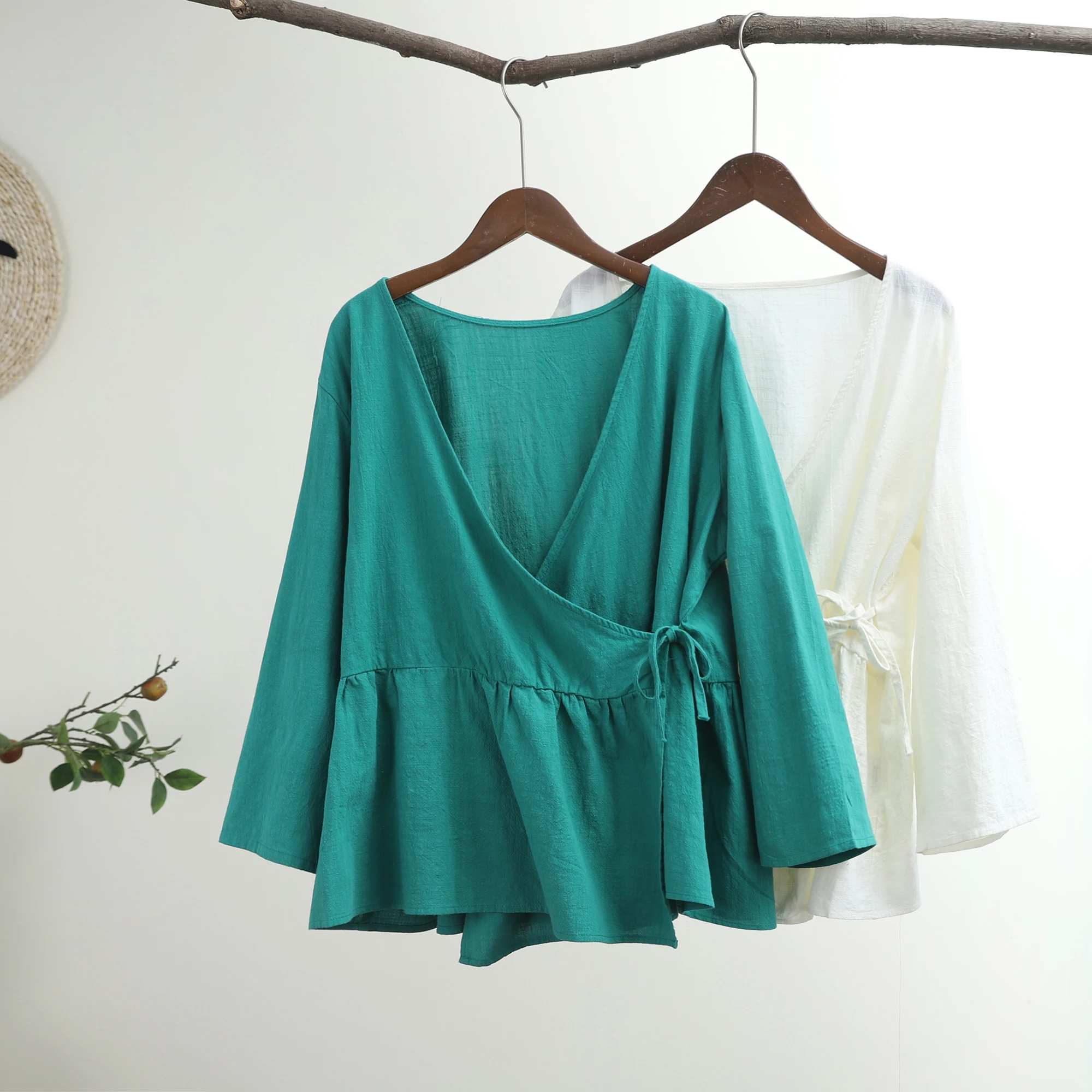 

Ladies Chinese Tops Spring Summer Cotton Linen Traditional Chinese Clothing For Women buddhist tea Zen Chinese Blouse Tunic