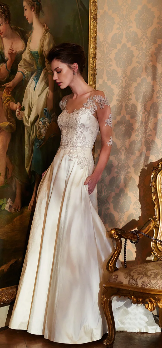 2016 Марочное Шампанское Sheer Половина Рукава Кружева Аппликация Line свадебное