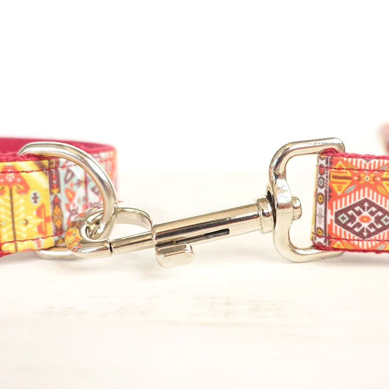 Розничная продажа мягкая одежда MUTTCO удобный поводок для собак в красном богемном