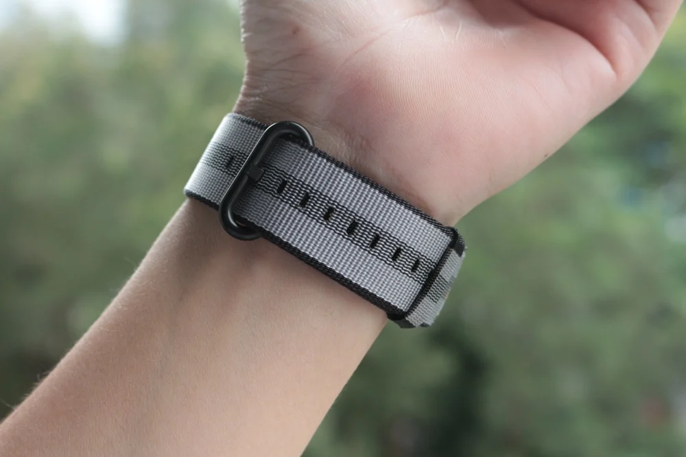 Ремешок URVOI для apple watch series 5 4 3 2 1 тканый нейлоновый ремешок для iWatch pride edition с классической пряжкой