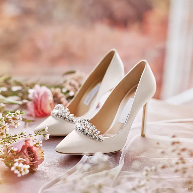 

Women Solid White Silver Satin Leather Pointed Toe Wedding Shoes Crystal Embellished Slip On Pumps 7.5cm Thin Heel Bride Shoes