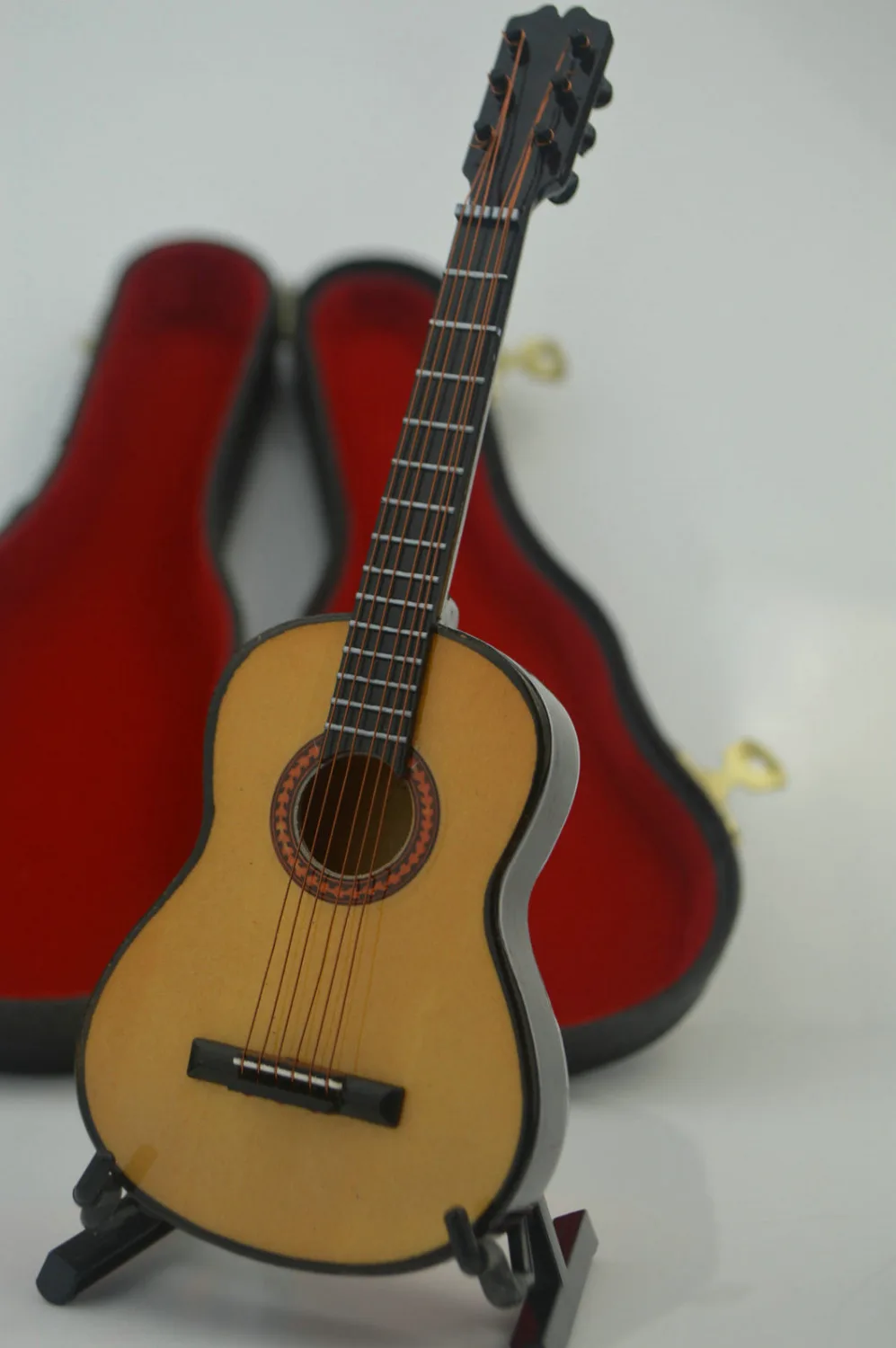 Новинка 1/6 фигурная Модель Оригинальный Деревянный Цвет Набор народной гитары