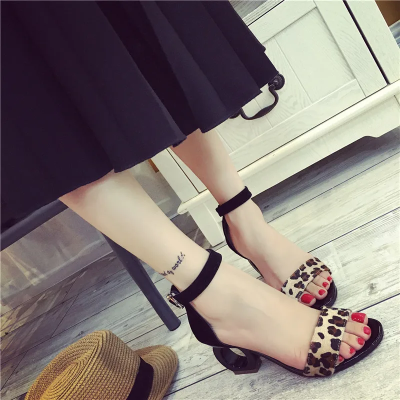 Scarpe Strane Sandalias Повседневное Mujer летние сабо на высоком Босоножки платформе туфли