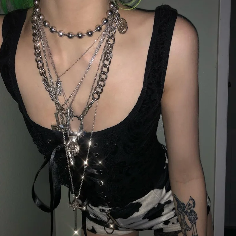 Женский облегающий укороченный топ без рукавов Harajuku Vogue черный Топ с u образным