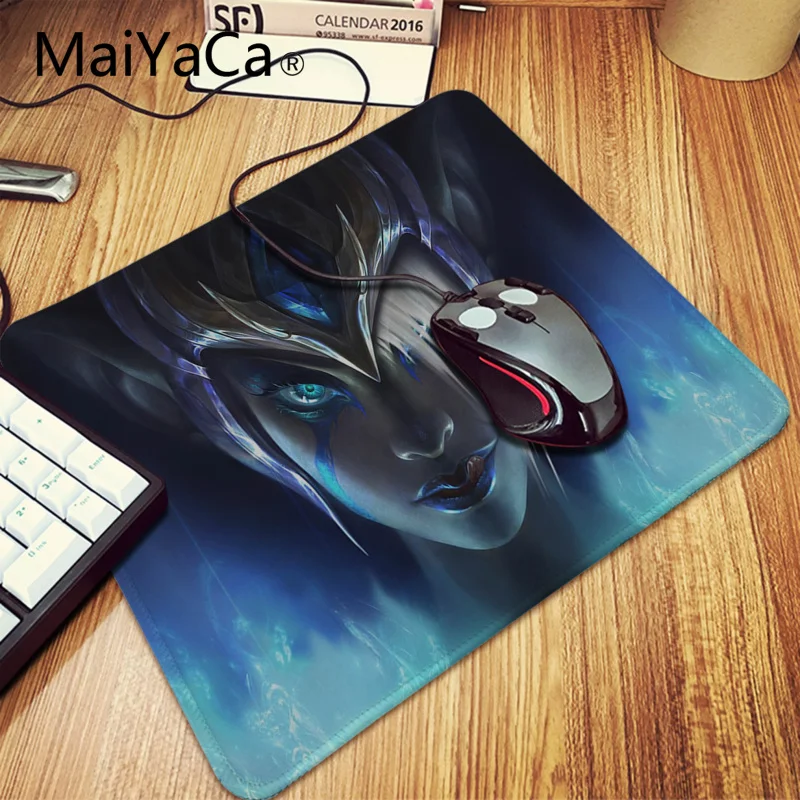 Lock Edge 25x29cm Maiyaca Лига Легенд Ahri Morgana мышь прочный Настольный коврик для мыши большой размер Аниме Коврик для мыши Прочный Стол Противоскользящий коврик для мыши - Цвет: Lock Edge 25x29cm