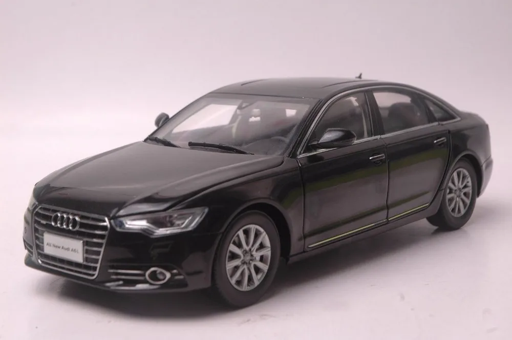 

Модель литая в масштабе 1:18 для Audi A6L 2012, черный седан, игрушечный автомобиль из сплава, миниатюрный коллекционный подарок, A6 S6