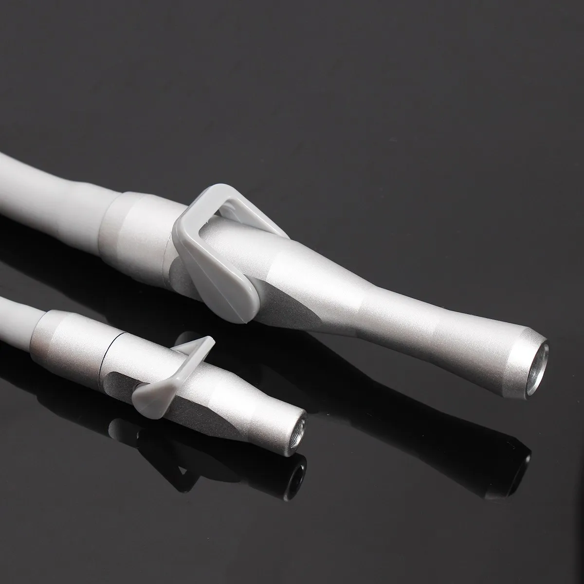 Стоматологический слюнявчик всасывающий клапан SE/HVE адаптер с 2 наконечниками и