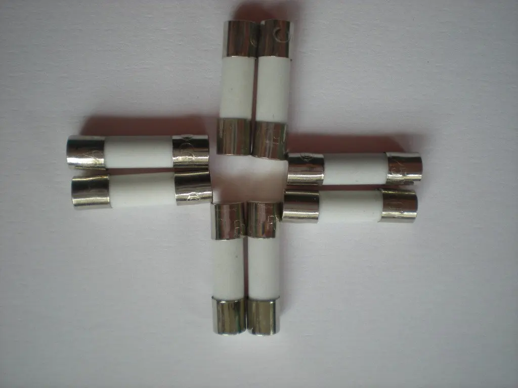 Быстровыдувные керамические Предохранители 2.5A 250V 5mm x 20mm 500 Pcs в партии|fuse type|lot tvlot