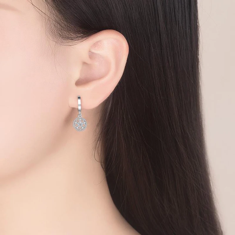 Серьги-кольца из серебра 925 пробы с цирконом | Украшения и аксессуары