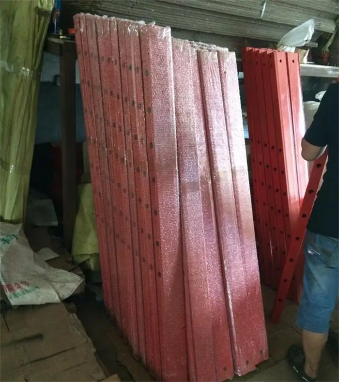 Пружинный компрессор также поставляет опору двигателя стенд для передачи пресс