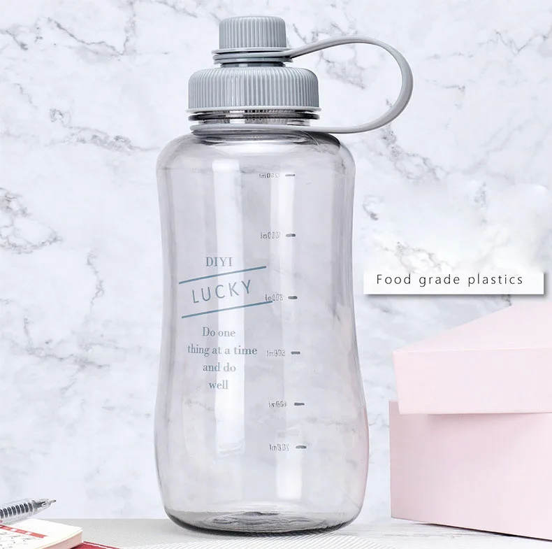 Горячая Распродажа bpa-free 1.3L большая емкость Спорт на открытом воздухе пластиковые студенческие портативные бутылки для воды Путешествия Чай INFUSER фитнес чай чашка