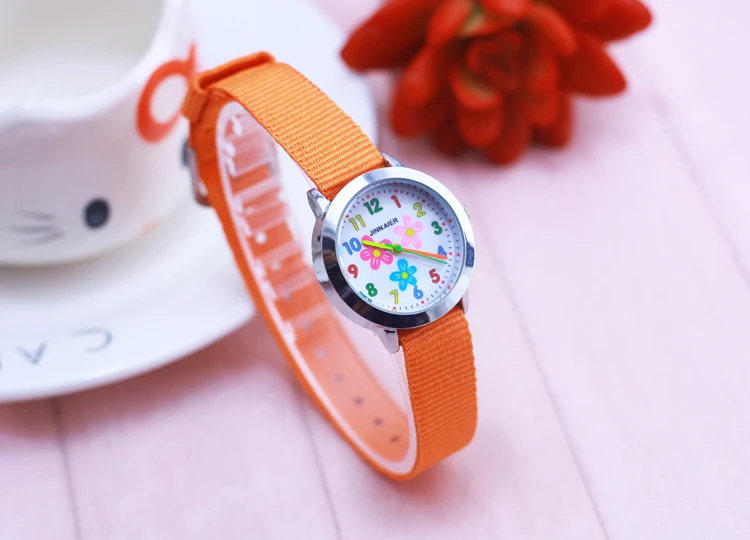 Новинка 2018 г. Лидер продаж детские маленькие кварцевые наручные часы с цветами
