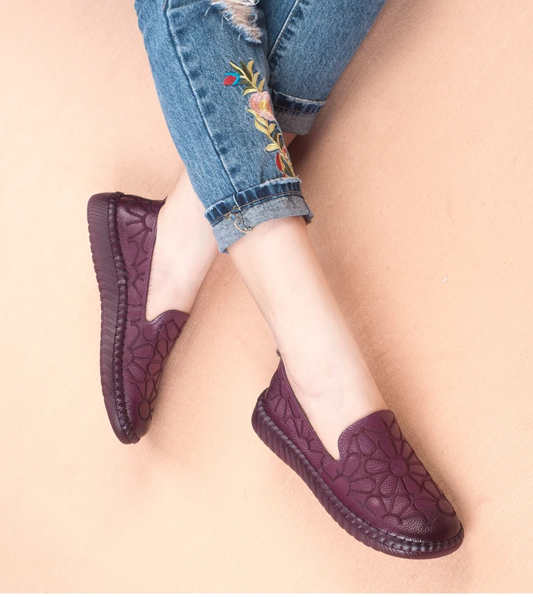 GKTINOO Casual Genuine Leather Flat Shoe Flower Slip On Driving Shoe Female Moccasins Embroider Flats Lady Pregnant Women Shoes