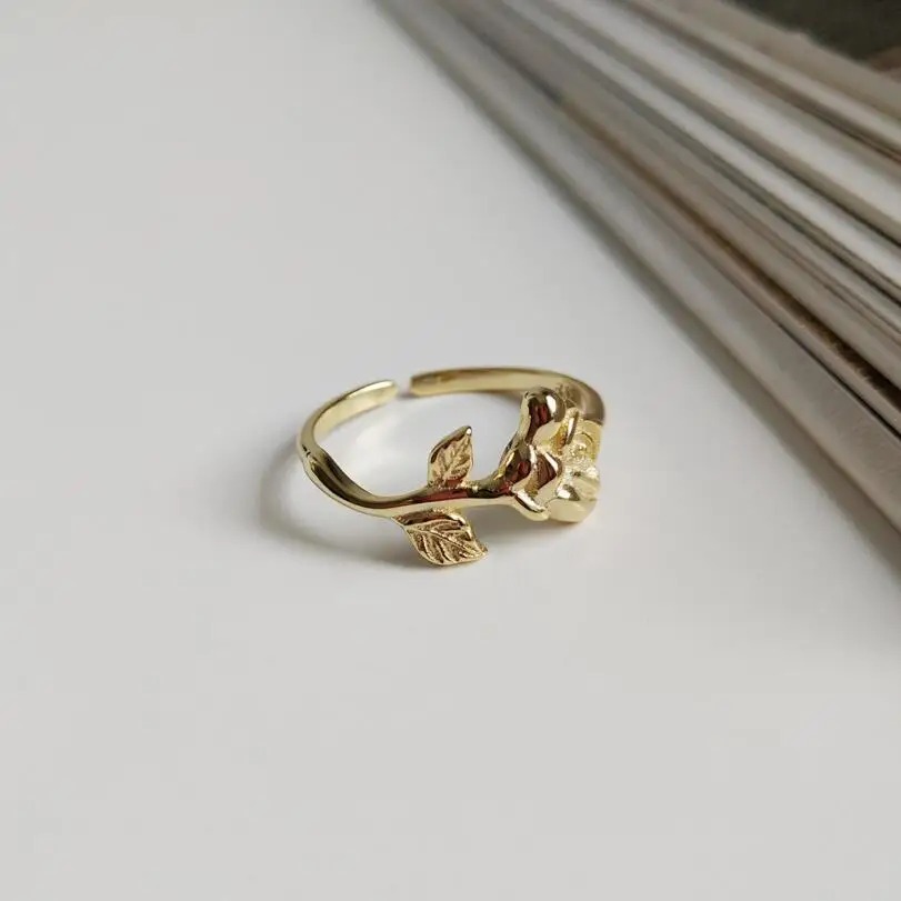 Женское открытое серебряное кольцо с цветком розы регулируемое золотого цвета