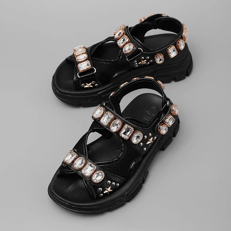 Женские повседневные сандалии на рифленой платформе белые сетчатые со стразами