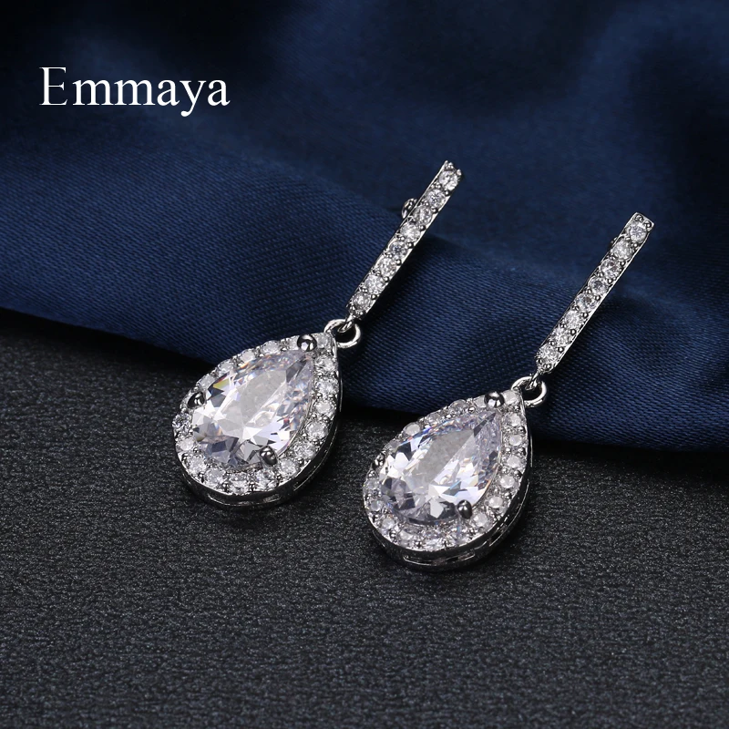 Женские серьги Emmaya элегантные ювелирные изделия из фианита три