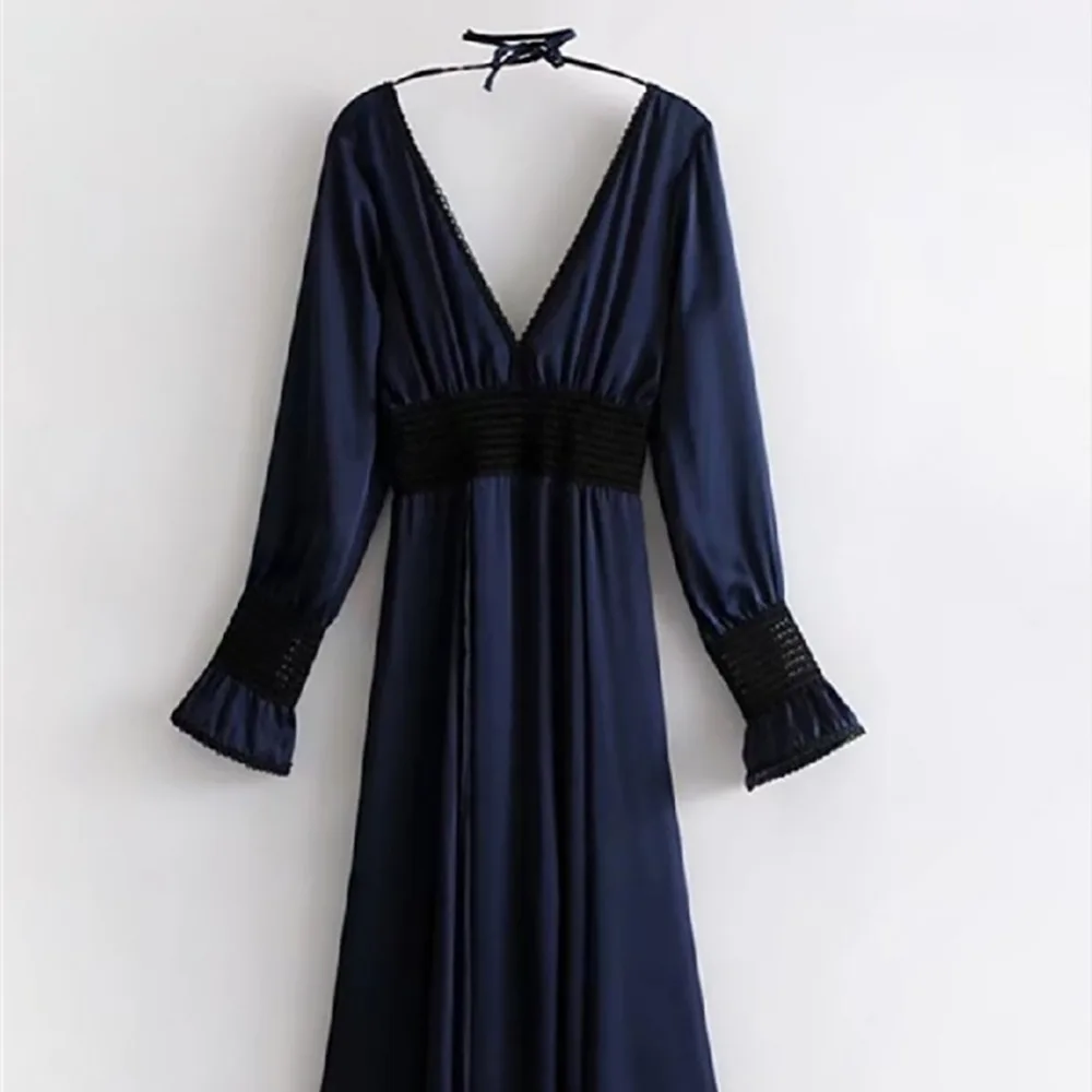 Roiii Spring Summer Vintage Maxi Dress Women V-neck Long Sleeve Sexy Club Out wear Dresses Ladies Fashion Style 2018 | Женская одежда