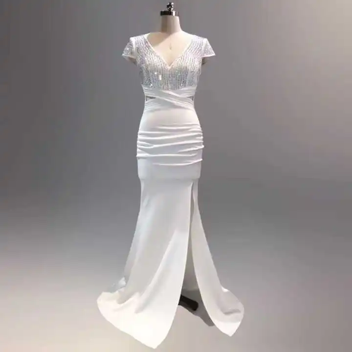 

2019 , Vestidos v