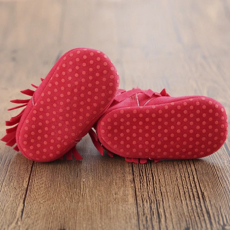 Moccs/мокасины для новорожденных девочек и мальчиков; однотонная обувь с бахромой; мягкая детская нескользящая обувь