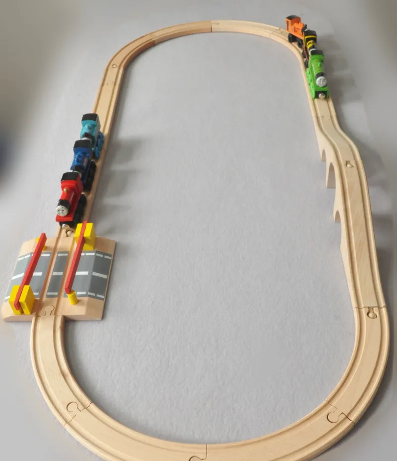 Орбита т собранная деревянная игрушка маленький магнитный поезд бук