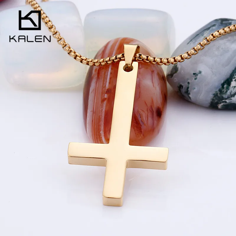 Ожерелье с крестом KALEN трехцветное для мужчин из нержавеющей стали золотого и черного цветов на длинной цепочке 72 см.