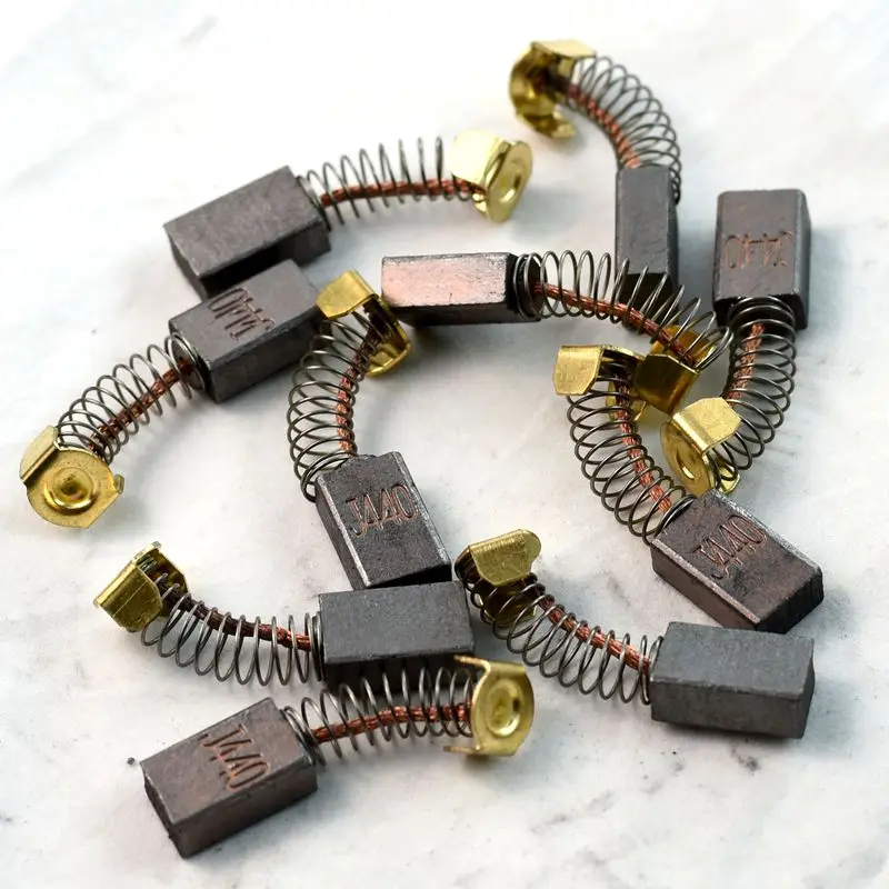 Угольная щетка с мотором 7 мм * 11 Для запчастей для мобильных скутеров или детали