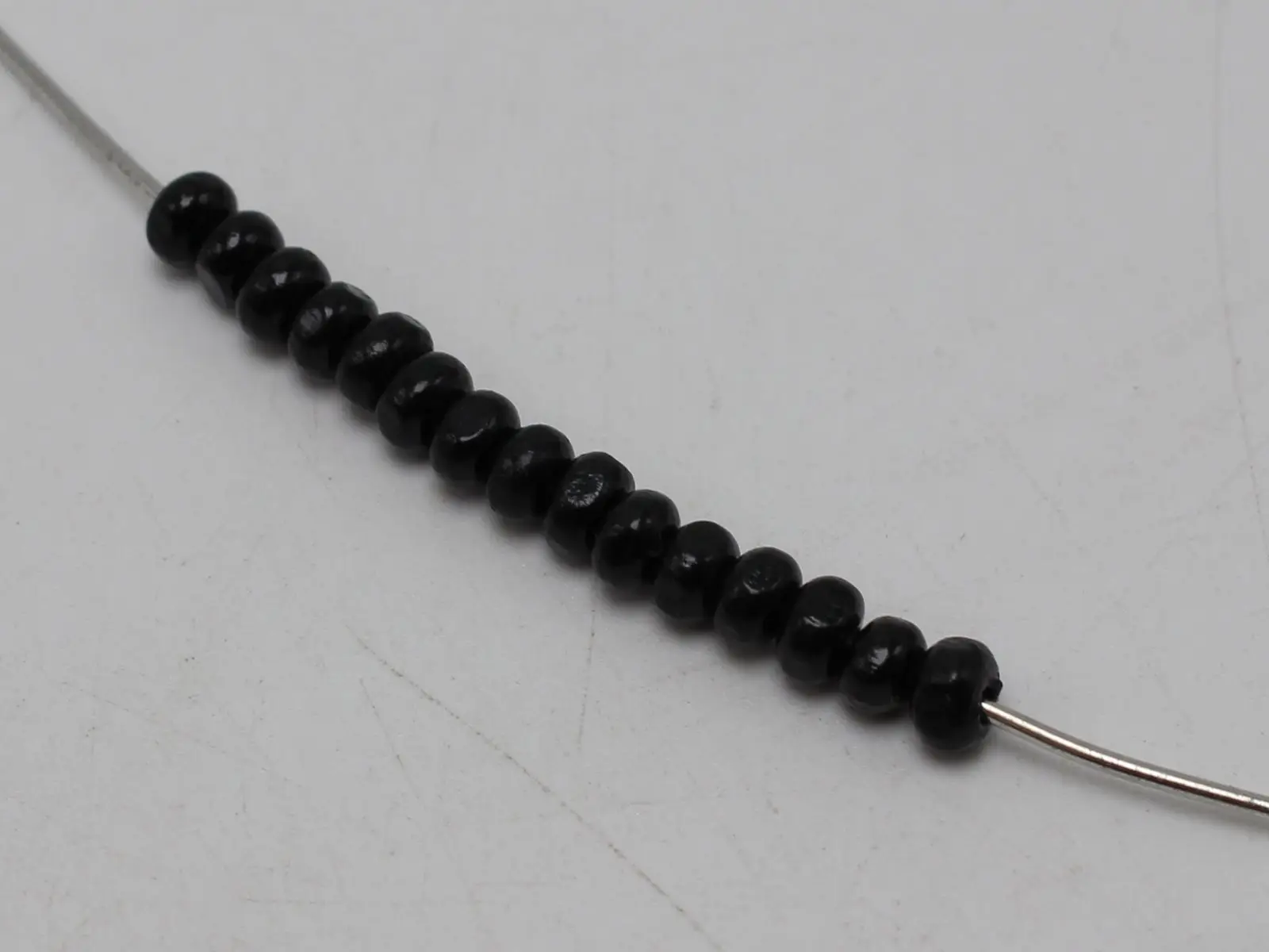 Beads ebony silver inlay