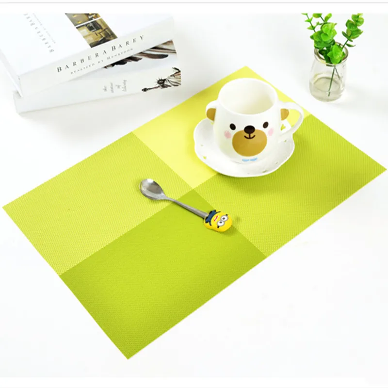 Многоцветный модели с объемными элементами в европейском стиле высокого