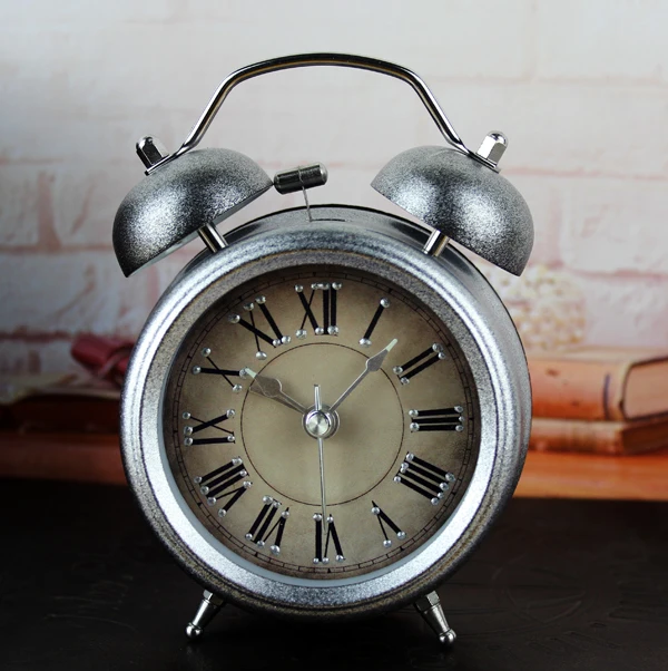 Ретро индустриальной эпохи серебристый металлик колокол стереоскопического