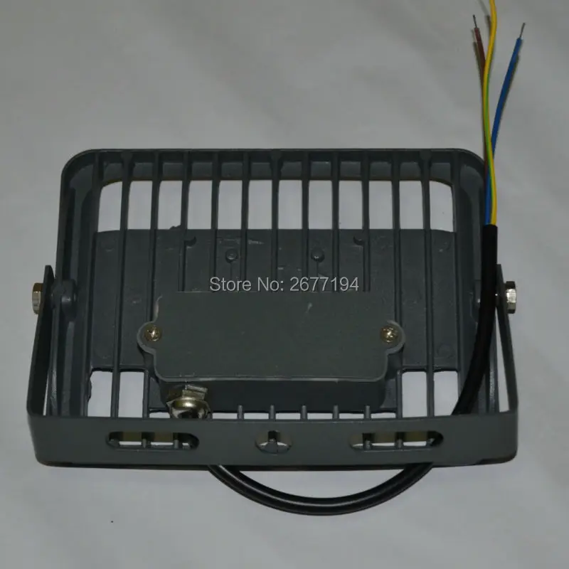 Фото 3 шт. рекламная упаковка 30 Вт LED наводнений лампа Холодный/теплый белый IP66 AC85v 265v 3 шт. рекламная упаковка 30 Вт LED наводнений лампа Холодный/теплый белый IP66 AC85v 265v