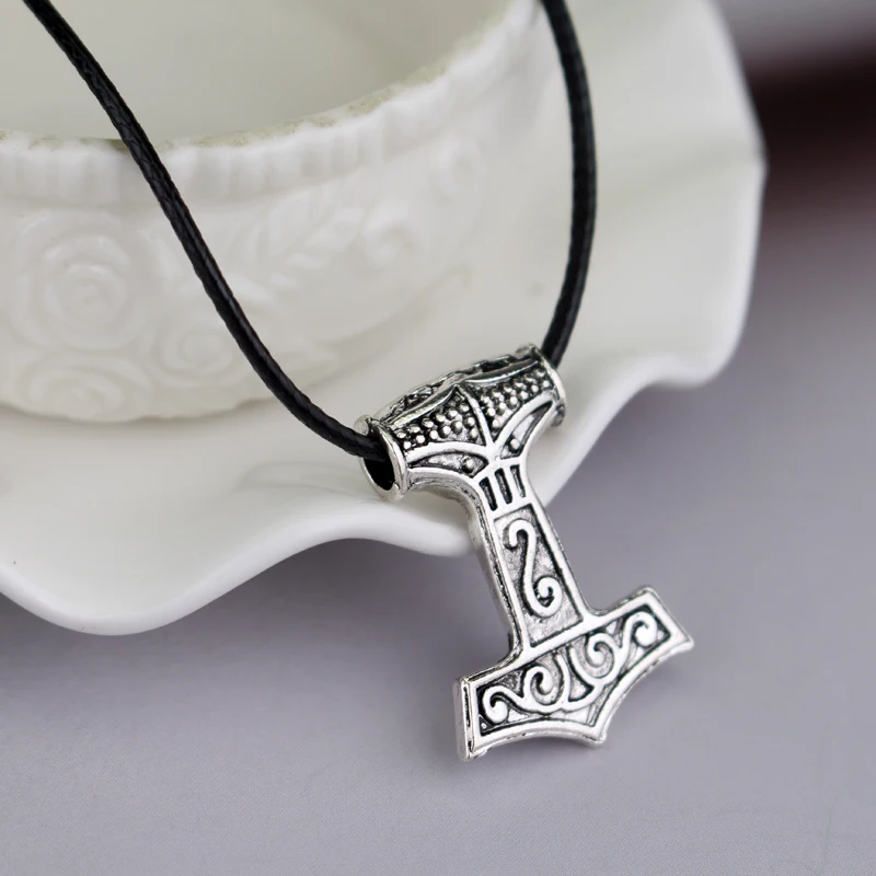 Ожерелье с подвеской Thor колье кулоном в стиле викингов для мужчин колье-чокер