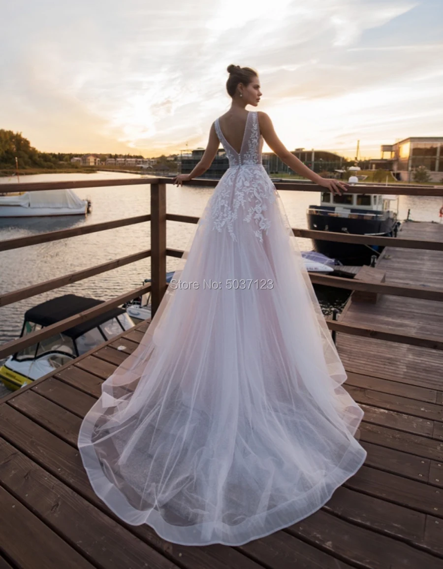 A Line Wedding Dresses Tulle Lace Appliques Sleeveless Deep V Neck Bridal Gown Vestido De Noiva with Court Train 2021 | Свадьбы и