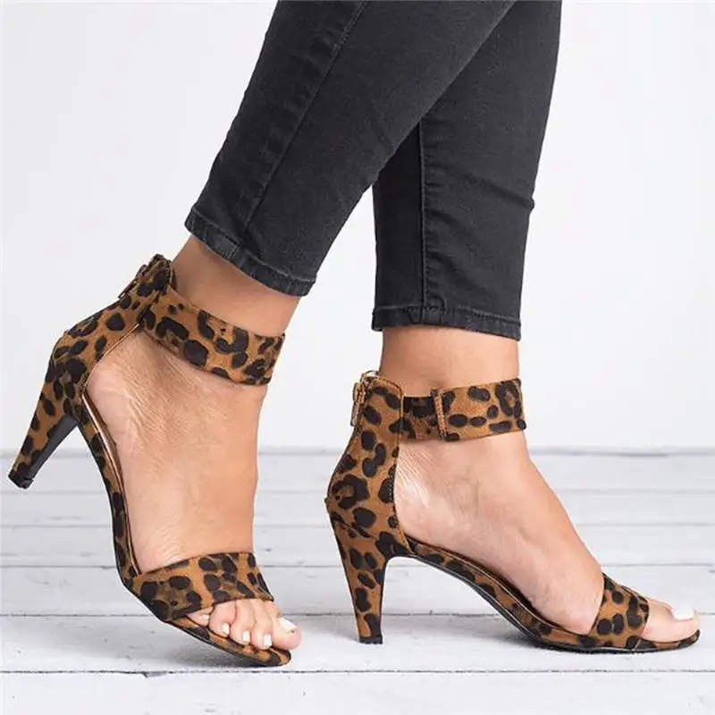 Женские босоножки с открытым носком летние туфли на высоком каблуке 5 см женские