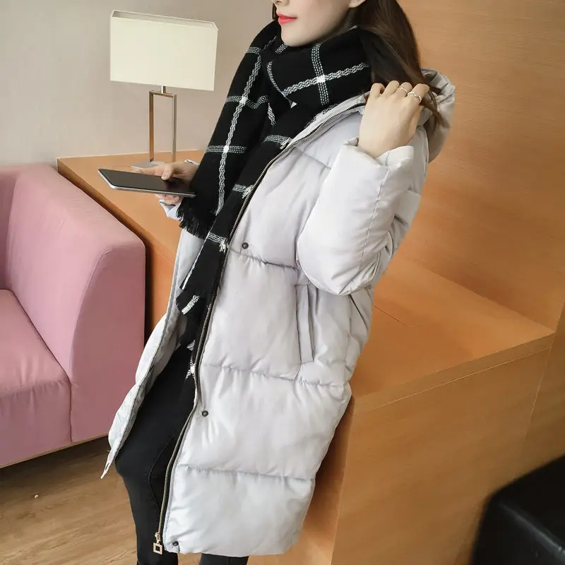 Пальто женское зимнее с хлопковой подкладкой облегающее капюшоном модель LM051 2019 |