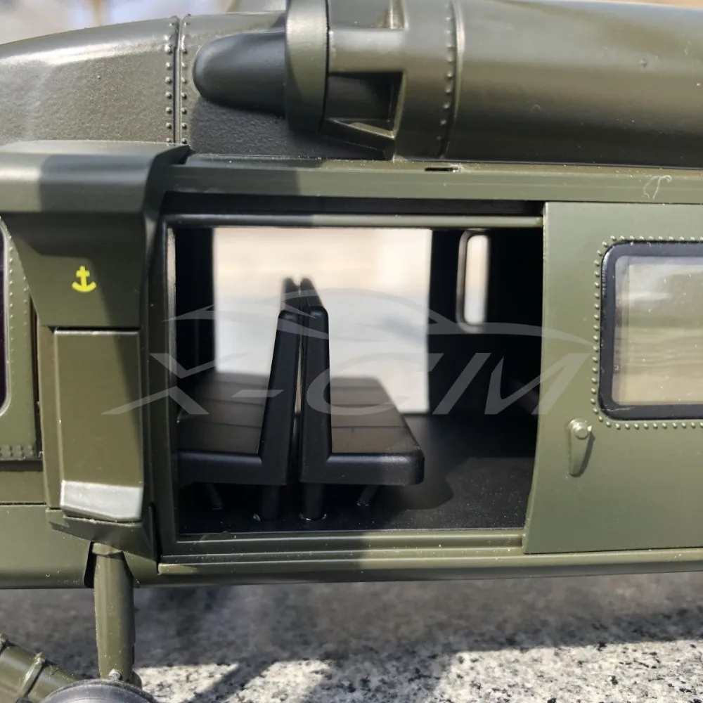 Литейная модель вертолета Z 20 1:48 + маленький подарок!|Вертолеты самолеты корабли