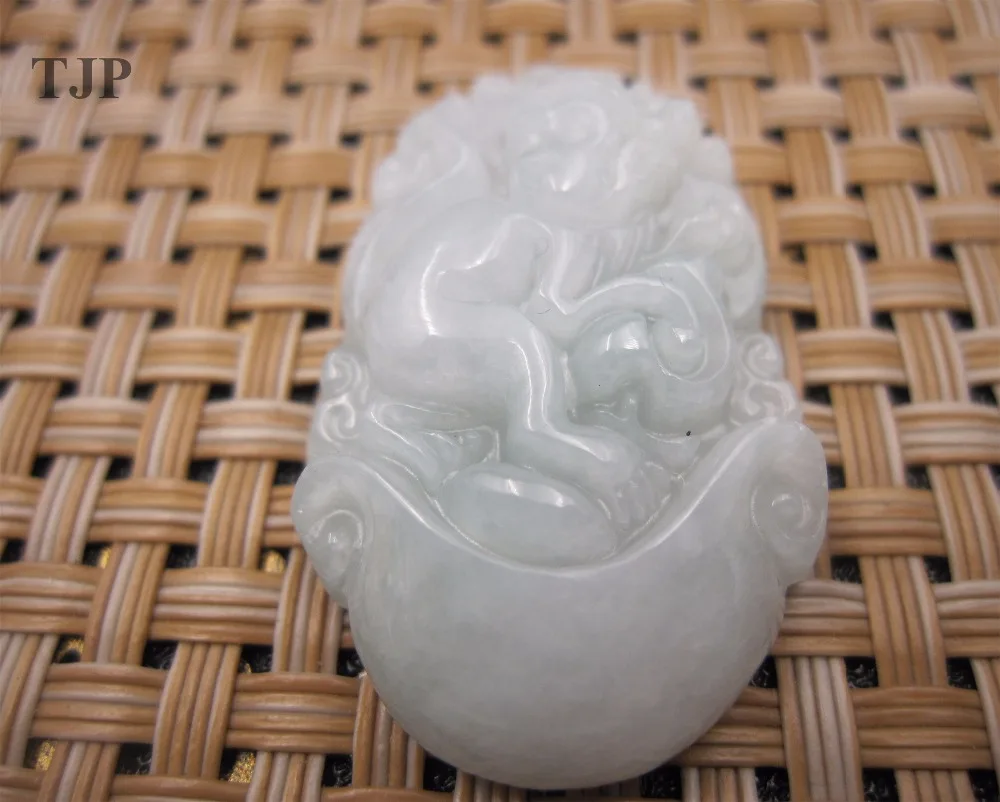 TJP Natural grade A jadeite myanmar green jade Chinese zodiac monkey Mysterious protection pendants with certificate | Украшения и