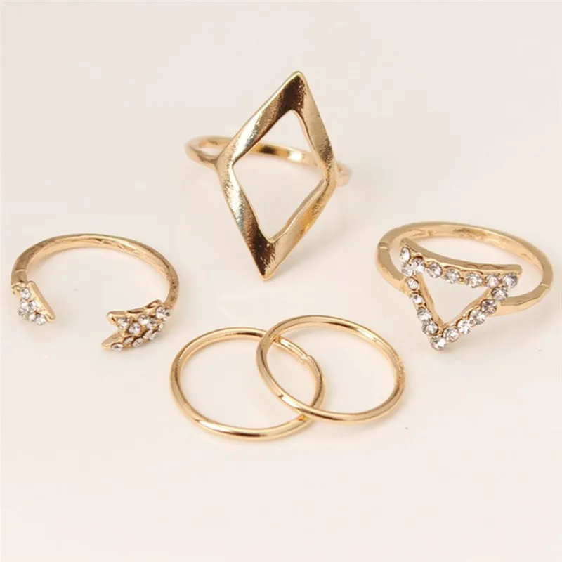 

5 Pcs/Set Classic Gold Colour Geometrical Irregular Ring Set Lady Charm Costume Jewelry Accessories Index Finger Rings