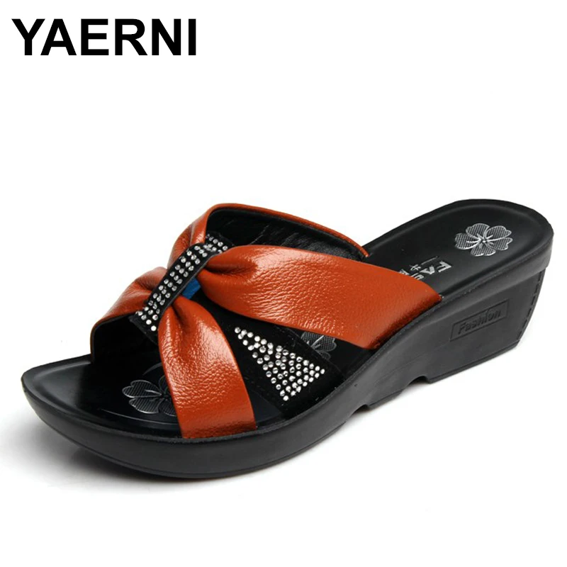 

YAERNI Genuine leather women slippers rhinestone fashion ladies sandals middle-aged mother slippers women sandals plus sizeE777