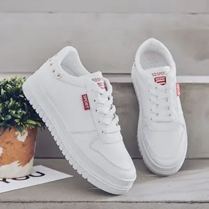 Женская обувь для фитнеса, толстая Модная белая кожаная обувь, универсальная женская обувь, Корейская версия, обувь для студентов, скейтбординга