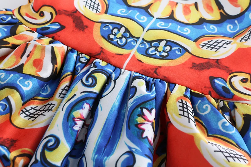 Летнее дизайнерское платье для маленьких девочек нарядное праздничное в