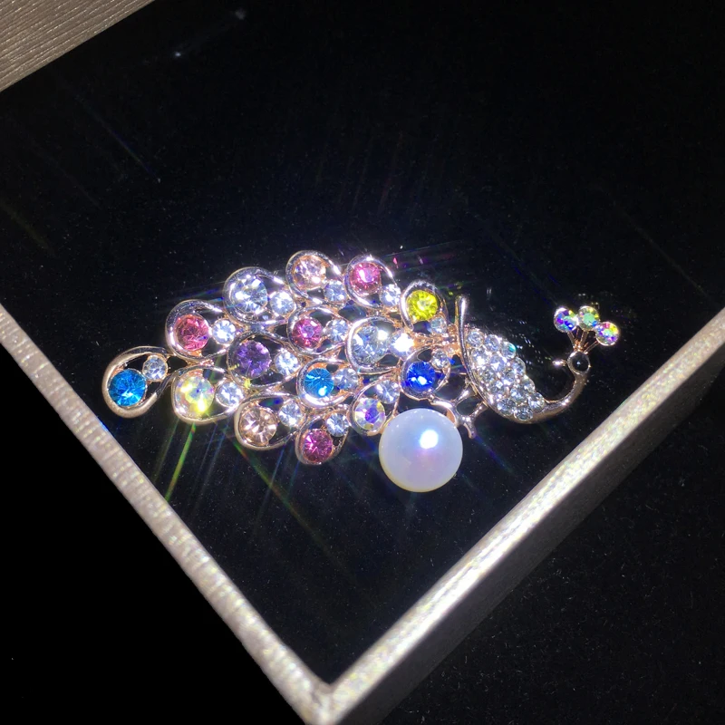 

ZHBORUINI High Quality Natural Freshwater Pearl Brooch Pearl Peacock Brooch Gold Color Pearl Jewelry For Women Gift Accessories