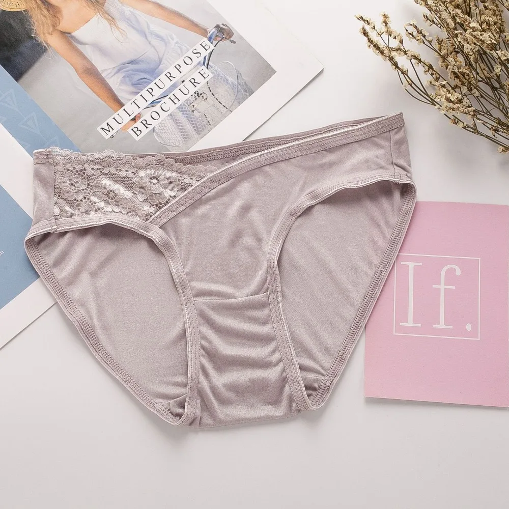 

2019 New Mid-Waist Briefs Pants Solid Thin Women 100% Nature Silk Basic Style Sexy Lace Underwear Pink Young Girl's Underpant