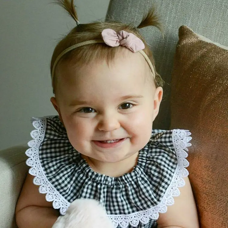 Мода девочка Комбинезон летний стиль хлопок кружева Рукав плед Ползунки Baby Girl