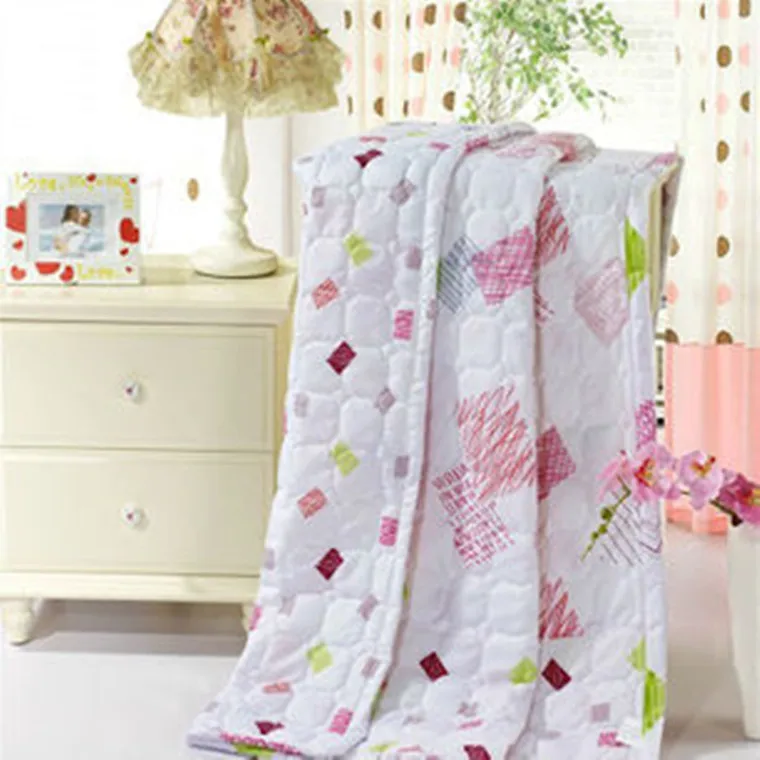 

Skin home textile products sell well, the air conditioner is cool by summer, they are customized by the special wholesale gift