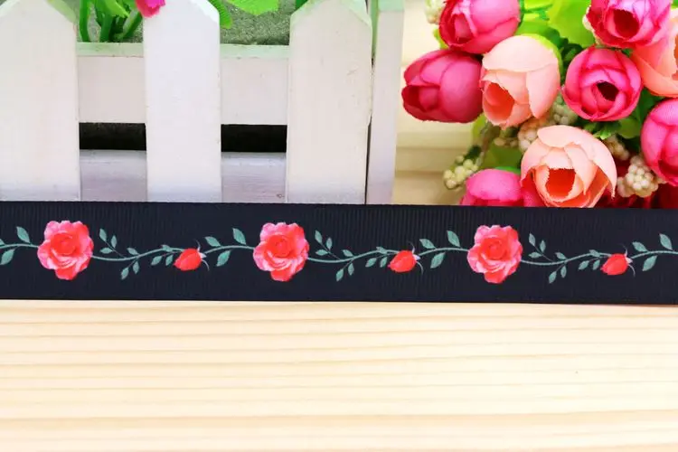 Бант из ленты с цветочным принтом розы 22 мм H5271 | Дом и сад